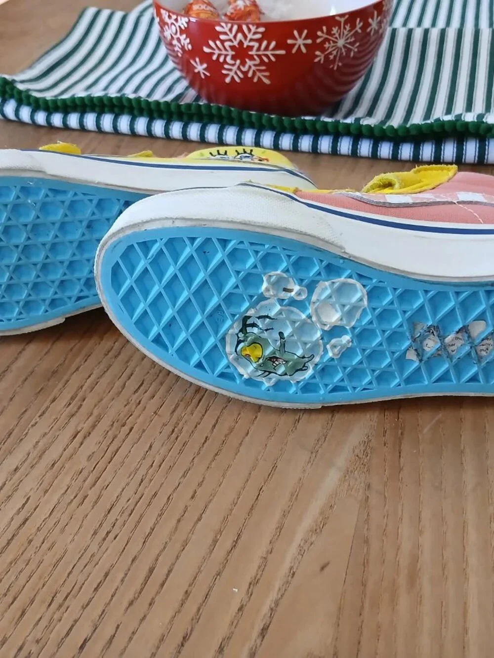 Kids Vans SpongeBob Shoes size 13.5